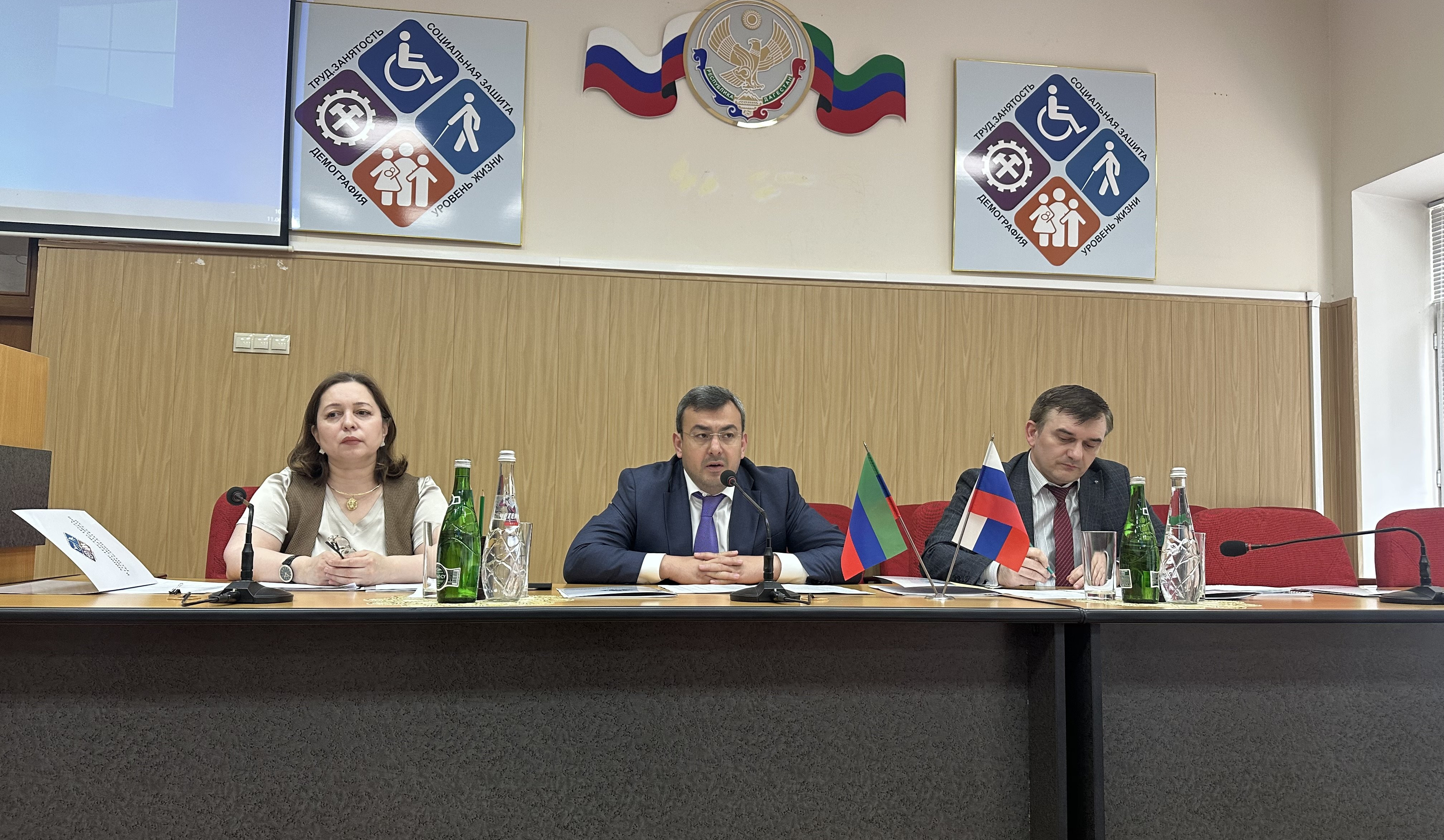 В Минтруде РД под председательством министра состоялся семинар-совещание в рамках подготовки к Всероссийской ярмарке трудоустройства