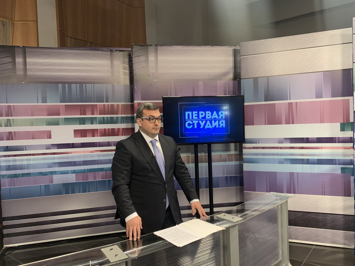 Магомедзагид Кихасуров рассказал о Всероссийской ярмарке вакансий в записи передачи «Первая студия» на РГВК «Дагестан».