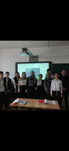 В конце января в МКОУ ЛСОШ.№2 специалист по работе с семьей провела беседу в интерактивном классе среди учеников 9 кл на тему « Профилактика экстремизма в молодёжной среде».