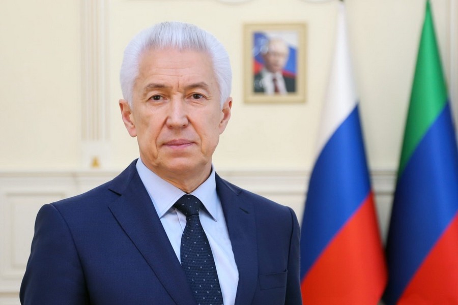 Глава Дагестана поздравил работников сферы социальной защиты с профессиональным праздником